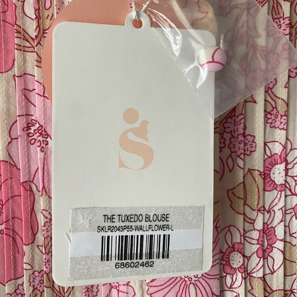 Selkie Pleated Floral Blouse with Ruffle Detailing Button Down Tuxedo Blouse - Picture 3 of 8